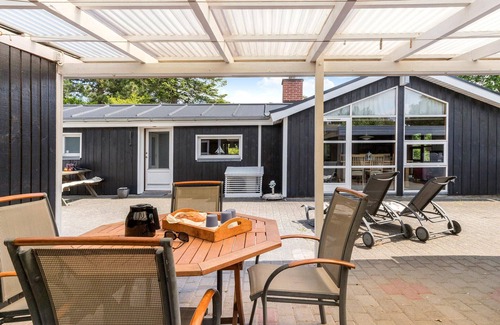 Handrup Strand House | Stunning home in Ebeltoft with WiFi