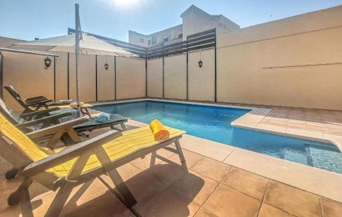 Fuente Vaqueros House | Stunning Home In Fuente Vaqueros
