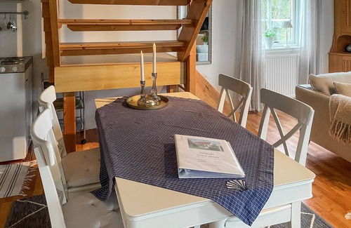 Eskilstuna House | Stunning home in Eskilstuna with sauna