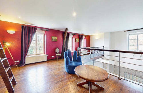 Flaignes-Havys House | Stunning home in Flaignes-Havys