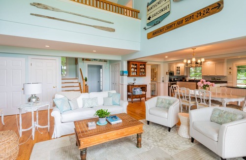 Kennebunkport House | Stunning HOME & IN GROUND POOL. 360 views 10 min walk to town. Very Private
