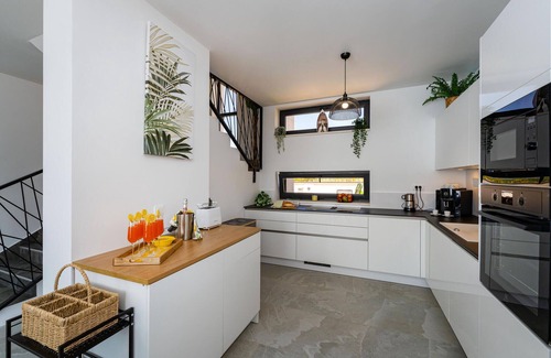 Zemunik Donji House | Stunning home in Zemunik Gornji