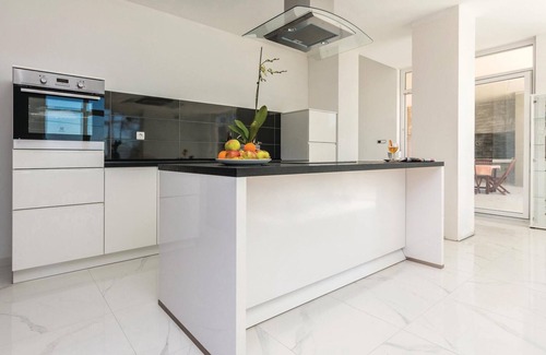 Kozino House | Stunning home in Kozino with WiFi