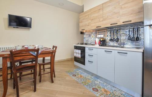 Linguaglossa House | Stunning Home In Linguaglossa With Wifi