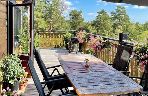 Osteraker O House | Stunning home in Ljusterö with 3 Bedrooms and WiFi