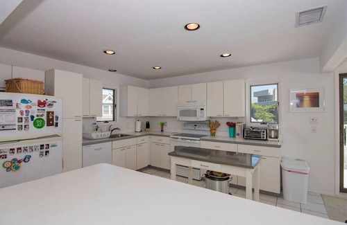 Loveladies House | Stunning home in Loveladies with 4 Bedrooms, Private swimming pool and WiFi