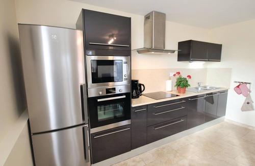 Malataverne House | Stunning home in Malataverne with WiFi