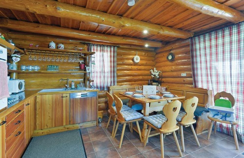 Novi Marof House | Stunning home in Novi Marof with sauna