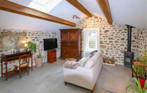 Privas House | Stunning Home In Privas