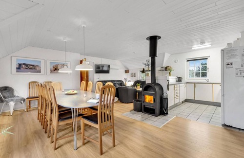 Sondervig House | Stunning home in Ringkøbing with sauna