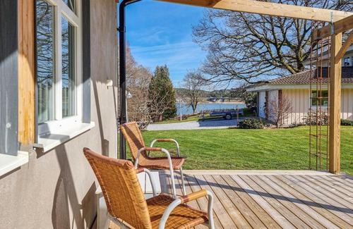 Kungalv O House | Stunning Home In Romelanda With Kitchen