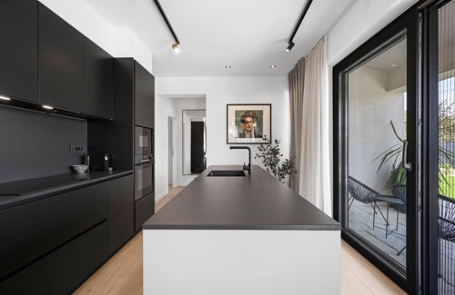 Sibenik House | Stunning home in Sibenik with kitchen