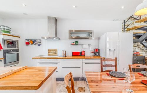 Saint Germain de Marencennes House | Stunning Home In Surgeres