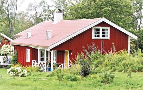 Svenljunga Municipality House | Stunning Home In Svenljunga With Wifi