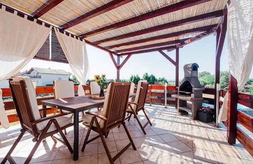 Kaptol House | Stunning home in Velika
