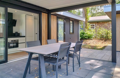 Voorthuizen House | Stunning home in Voorthuizen
