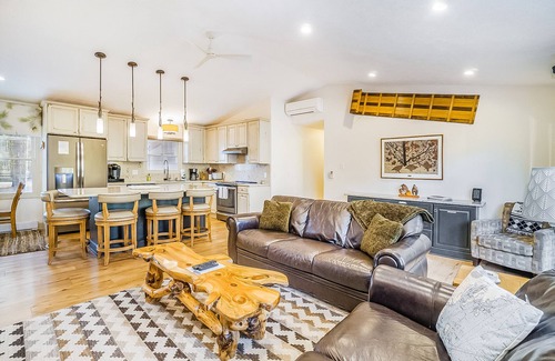 Thompsonville House | Stunning home w/golf course views plus private deck near resort amenities