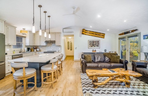 Thompsonville House | Stunning home w/golf course views plus private deck near resort amenities