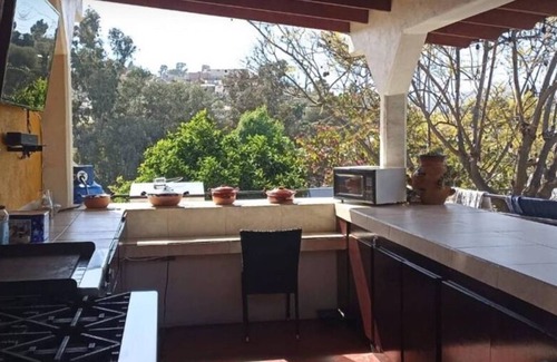 Maestros House | Stunning Home with Terrance Retreat and Breathtaking Views - Beach/Vineyards