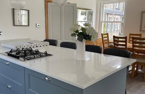 St. Andrews House | Stunning house (sleeps 5) in the heart of St. Andrews with private parking