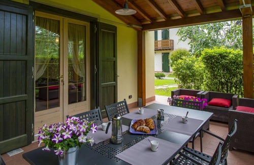 Coreglia Antelminelli House | Stunning private villa for 8 guests with WIFI, pool, TV, terrace, pets allowed and parking