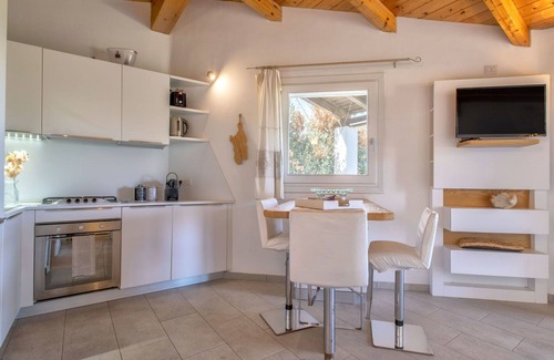 Santa Reparata House | Stunning private villa for 6 people with WIFI, private pool, A/C, TV, terrace and parking