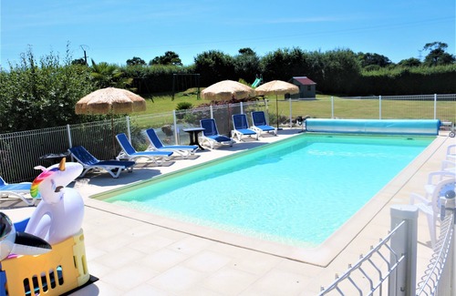 Nehou House | Stunning La Grange Cottage, Child-Friendly, Heated Pool Great Facilities