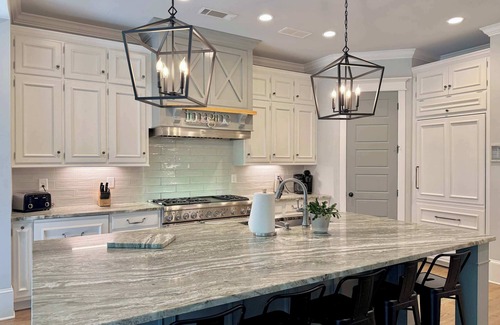 Lavonia House | Stunning Lake House w/Hot Tub & Dock