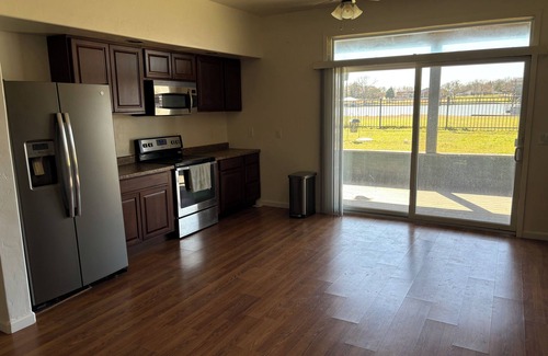 Eureka House | Stunning Lakefront retreat. The perfect getaway for families!