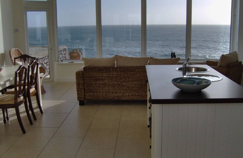 Whitegate Cottage | Stunning Lighthouse Cottage with spectacular views