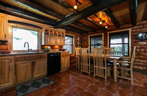 Apple River Cabin | Stunning Log Cabin with amazing views at Apple Canyon Lake, Perfect Location
