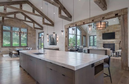 Teton Village House | Stunning Luxury Estate 3 minutes from the Gondola and Jackson Hole Ski Resort