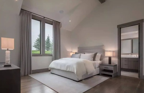 Teton Village House | Stunning Luxury Estate 3 minutes from the Gondola and Jackson Hole Ski Resort