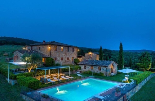 Pietraviva Villa | Stunning luxury Tuscany villa rental