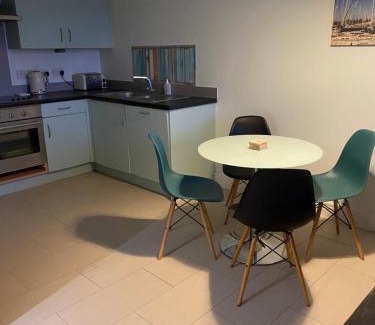 Gosport Apartment | Stunning Marina apartment Gosport Portsmouth
