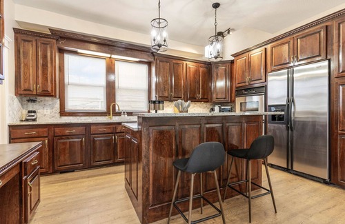 Hanover Place House | Stunning Midtown Beauty + Private Parking!