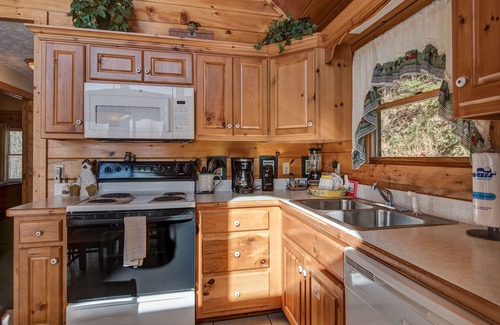 Black Bear Falls Cabin | Stunning mountain views, spacious balcony with hot tub + seasonal pool access.