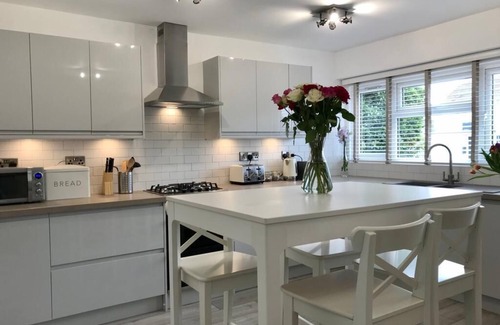 Rustington House | Stunning, newly refurbished, beachfront townhouse in Rustington