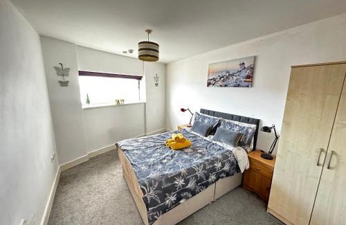 Castle Apartment | Stunning Ocean & City View APT