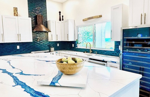 Cocoa Beach Villa | ⭐️⭐️Stunning Ocean front Villa. 7 Bedrooms 2 kitchen private Pool In-law suite 5⭐️⭐️
