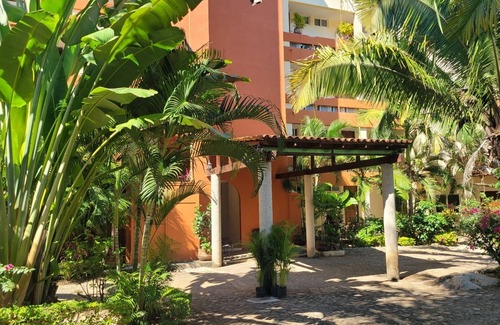 Divisaderos Condo | Stunning ocean views in relaxation paradise! Serenity and nature await!