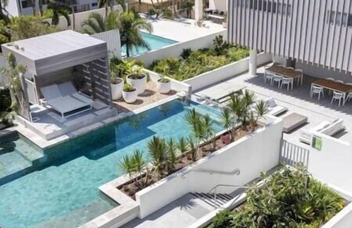 Sunshine Coast Apartment | Stunning Ocean-View Apartment with Pool at Drift Complex