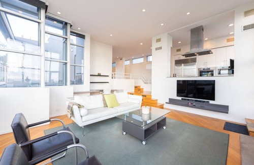 Gas Lamp Section Apartment | Stunning Panoramic Ocean Views Penthouse Hot Tub