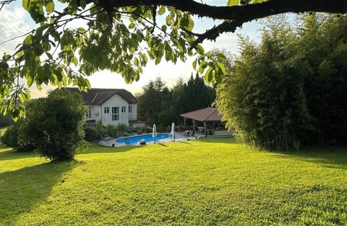 Bussiere-Galant House | Stunning pool & outdoor kitchen in village. Bliss! Sleeps 14 in flexible space.