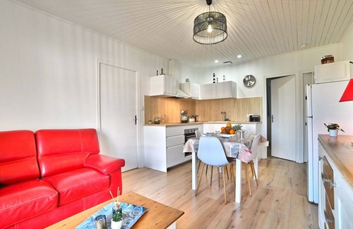 Saint-Pierre-d'Oleron House | Stunning private villa for 6 guests with WIFI, pool and TV