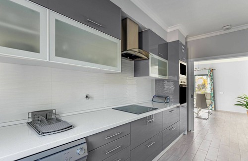 Estoi House | Stunning private villa for 6 guests with A/C, private pool, WIFI, TV and terrace