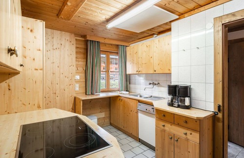 Untertauern House | Stunning private villa for 17 people with WIFI, TV and balcony