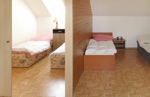 Zabovresky House | Stunning private villa for 7 people with private pool, TV, terrace, pets allowed and parking