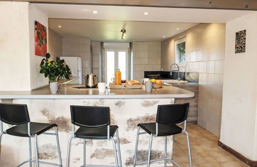 Trevou-Treguignec Villa | Stunning private villa for 10 guests with WIFI, TV, terrace and pets allowed
