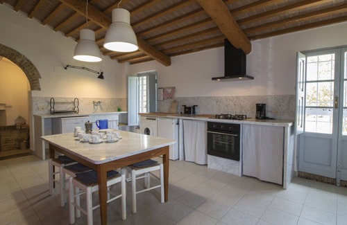 Lorenzana House | Stunning private villa with pool, WIFI, balcony, pets allowed, panoramic view and parking